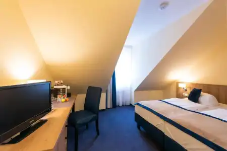 Askania & Brauhaus - 48