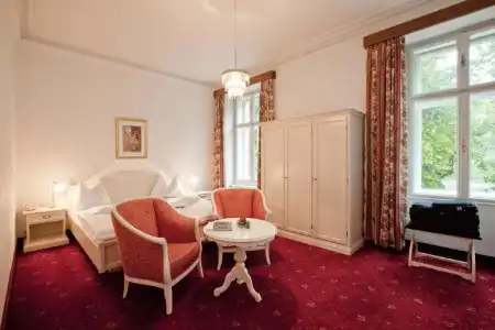 Grand Bellevue - adults only - 33