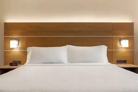 Holiday Inn Express Vancouver-Metrotown (Burnaby) by IHG - 82