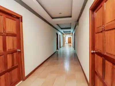 Royal Pimand - 9