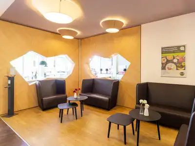 B&B Düsseldorf-Airport - 14