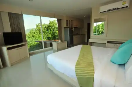Chalong Beach Front Residence - 31