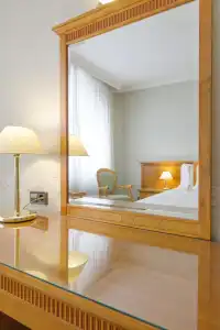 Trianon Rive Gauche - 5