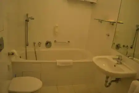 ApartAustria Suites - 8