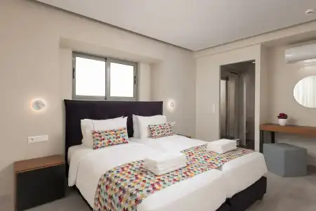 Bio Suites - 110