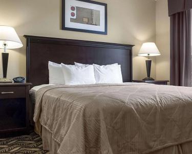 MainStay Suites Bismarck - 29