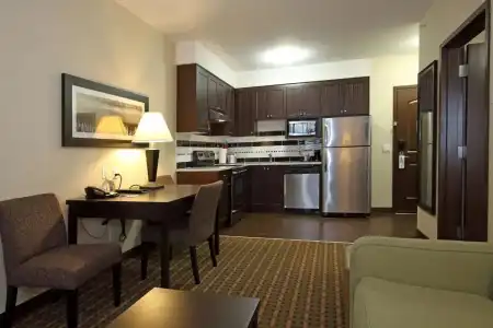 Best Western Pacific Inn - 97