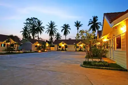 Soda Resort - 11