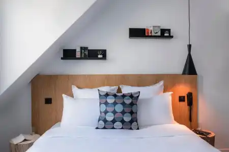 9Bastille-Lyon - 47