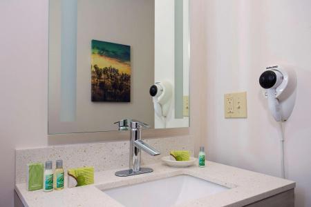 SureStay by Best Western Santa Monica - 44