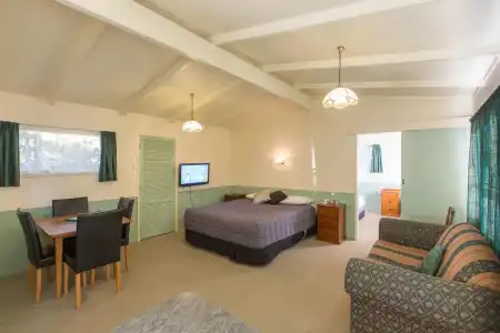 18th Avenue Thermal Motel - 39