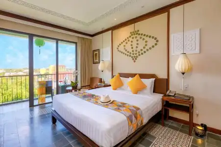 Cozy Savvy Boutique Hoi An - 0
