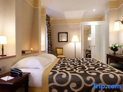Hôtel du Bois Champs-Elysées - 209