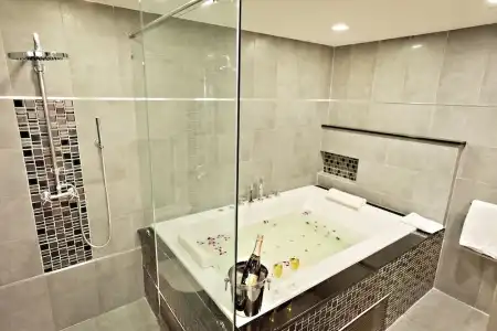 Citismart Luxury Apartments - 111