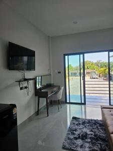 Hillside Premium - 12