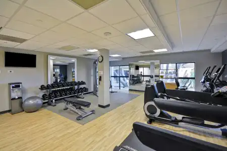 DoubleTree by Hilton Phoenix North - 43