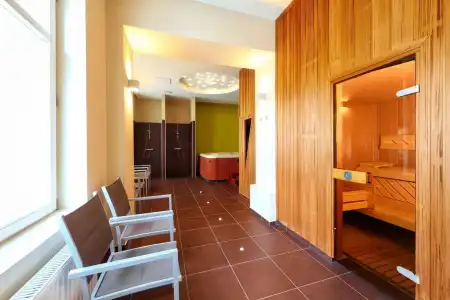 Ipoly Residence Executive Suites - 5
