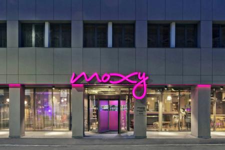 Moxy Bucharest Old Town - 24