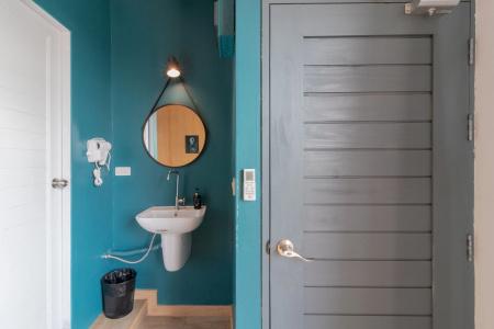 Beige Poshtels - 7