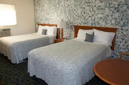Sara Glen Motel - Saratoga Springs-Glens Falls - 38