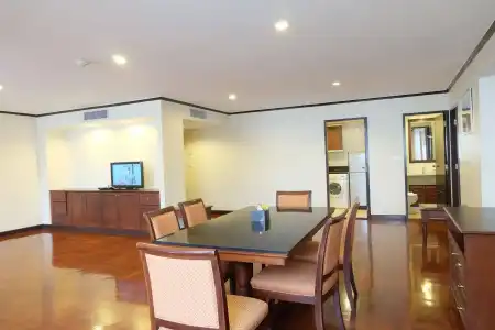 Omni Tower Sukhumvit Nana by Compass Hospitality - 21