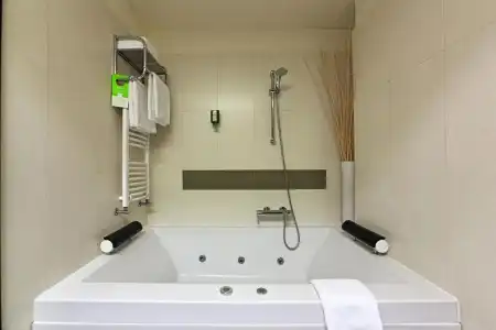 Cubix - 50