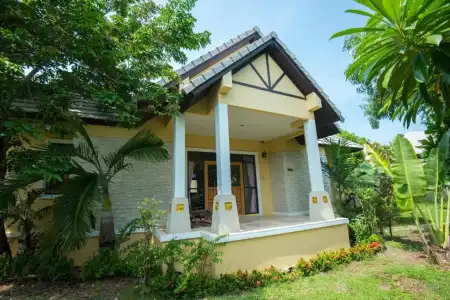Baan Talay See Cream Resort - 50