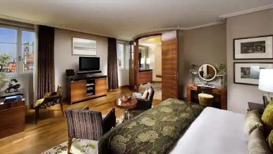 Mandarin Oriental, - 6