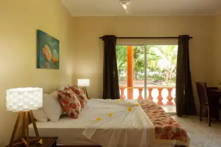Villas des Alizes Beachfront Suites and Garden Villas - 53