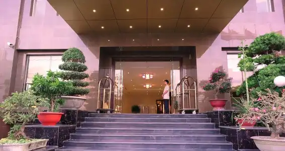 Golden Halong - 12