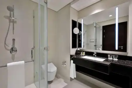 DoubleTree by Hilton Doha - Al Sadd - 26