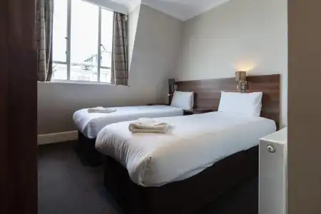 ibis Braga - 4