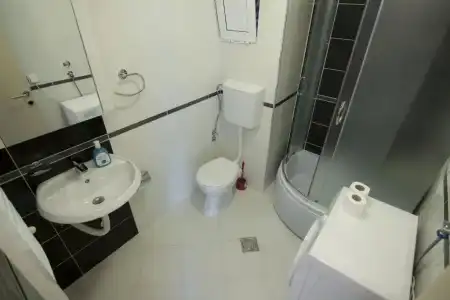 Central Park Residence Guest House - 123