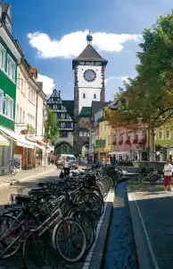 Premier Inn Freiburg City Süd - 16