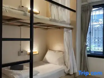 Monomer Hostel Bangkok - 44