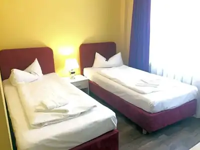 Barcelona Bed & Breakfast - 8
