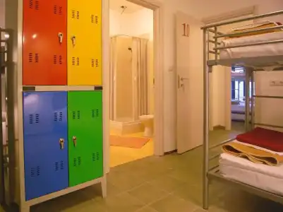 Hostel Colours - 40