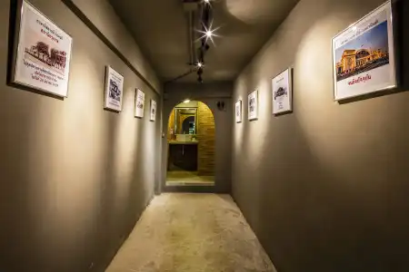 At Hua Lamphong - Hostel - 15