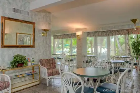 Golden Host Resort - Sarasota - 12