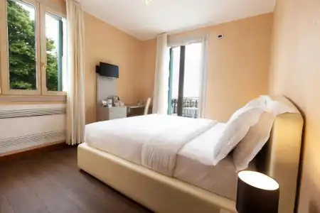 Gardone Palace - 105