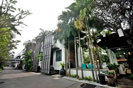 Paragon Inn - 39