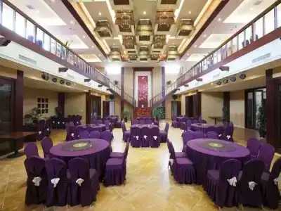 Maple Palace - 14