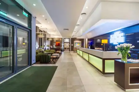 Holiday Inn Kyiv by IHG - 9