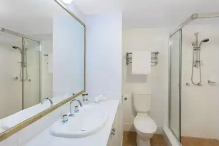 Oaks Gold Coast Calypso Plaza Suites - 37