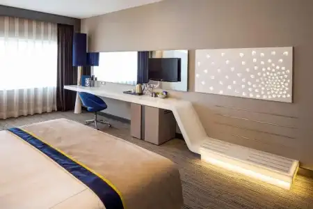 Ramada & Suites by Wyndham Izmir Kemalpasa - 48