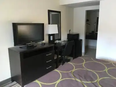 Super 8 by Wyndham Augusta - 12