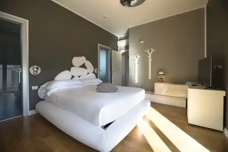 The One - 94