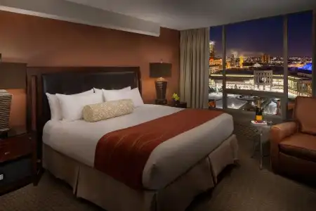 Sheraton Minneapolis Downtown Convention Center - 42