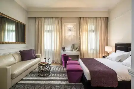 3Sixty & Suites - 58