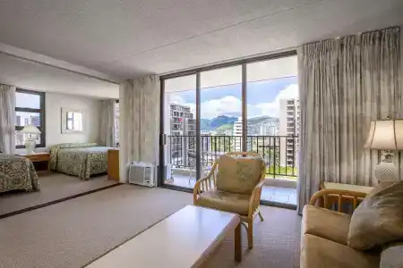Koko Resorts at the Waikiki Banyan - 6